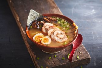 Bol de ramen chashu poulet